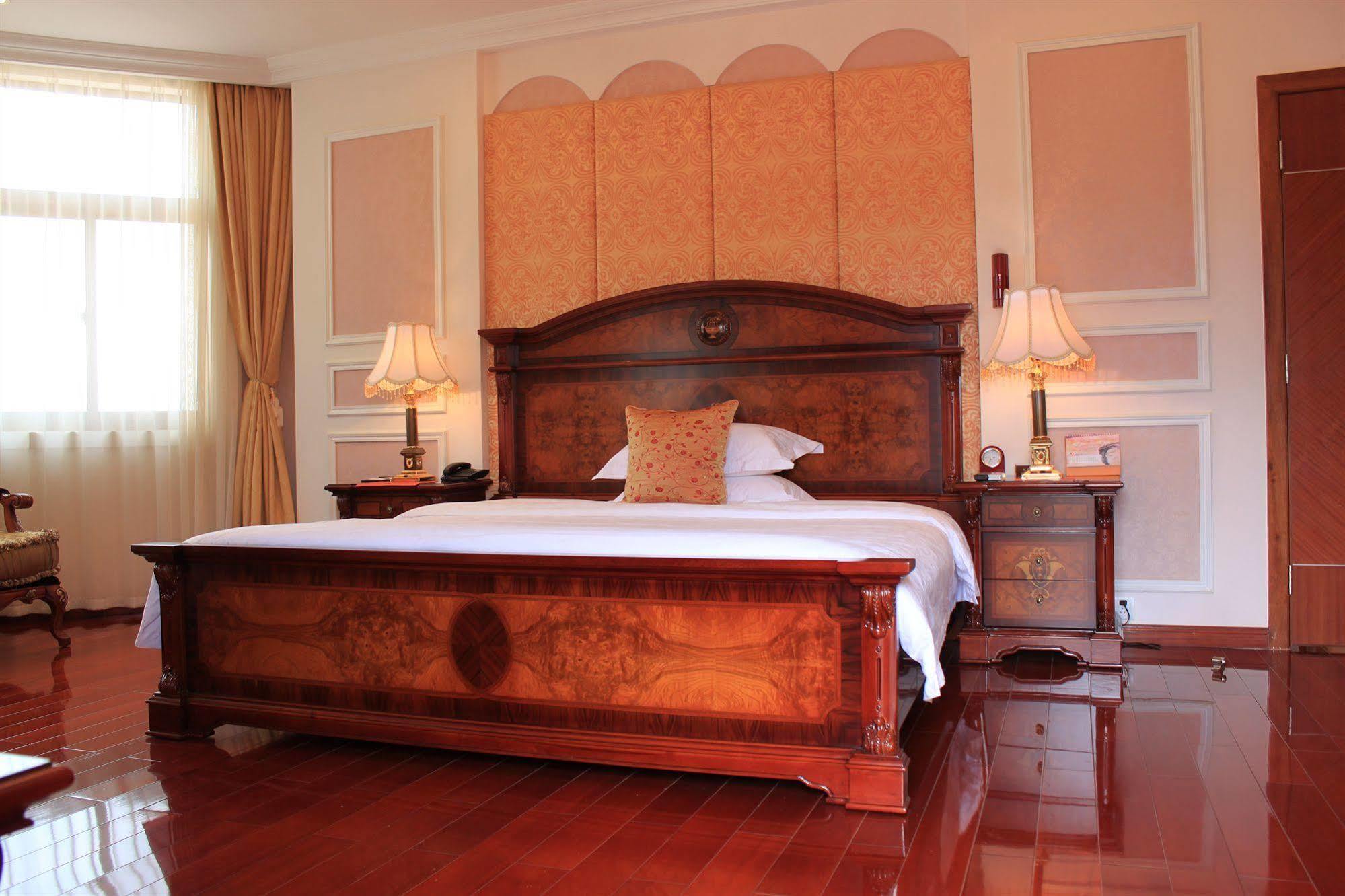 Madagascar Golden Peacock Hotel Antananarivo Exterior foto