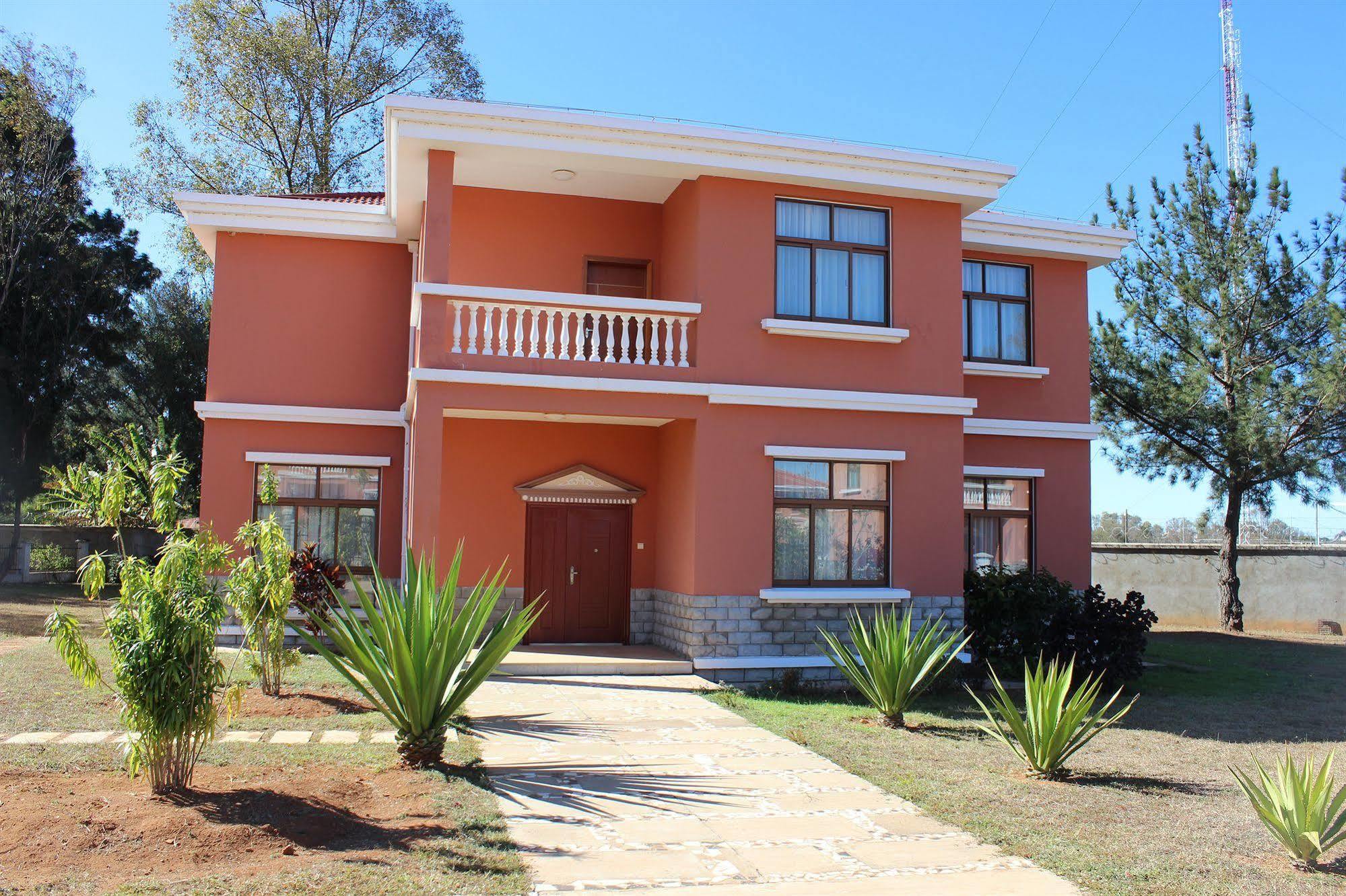 Madagascar Golden Peacock Hotel Antananarivo Exterior foto