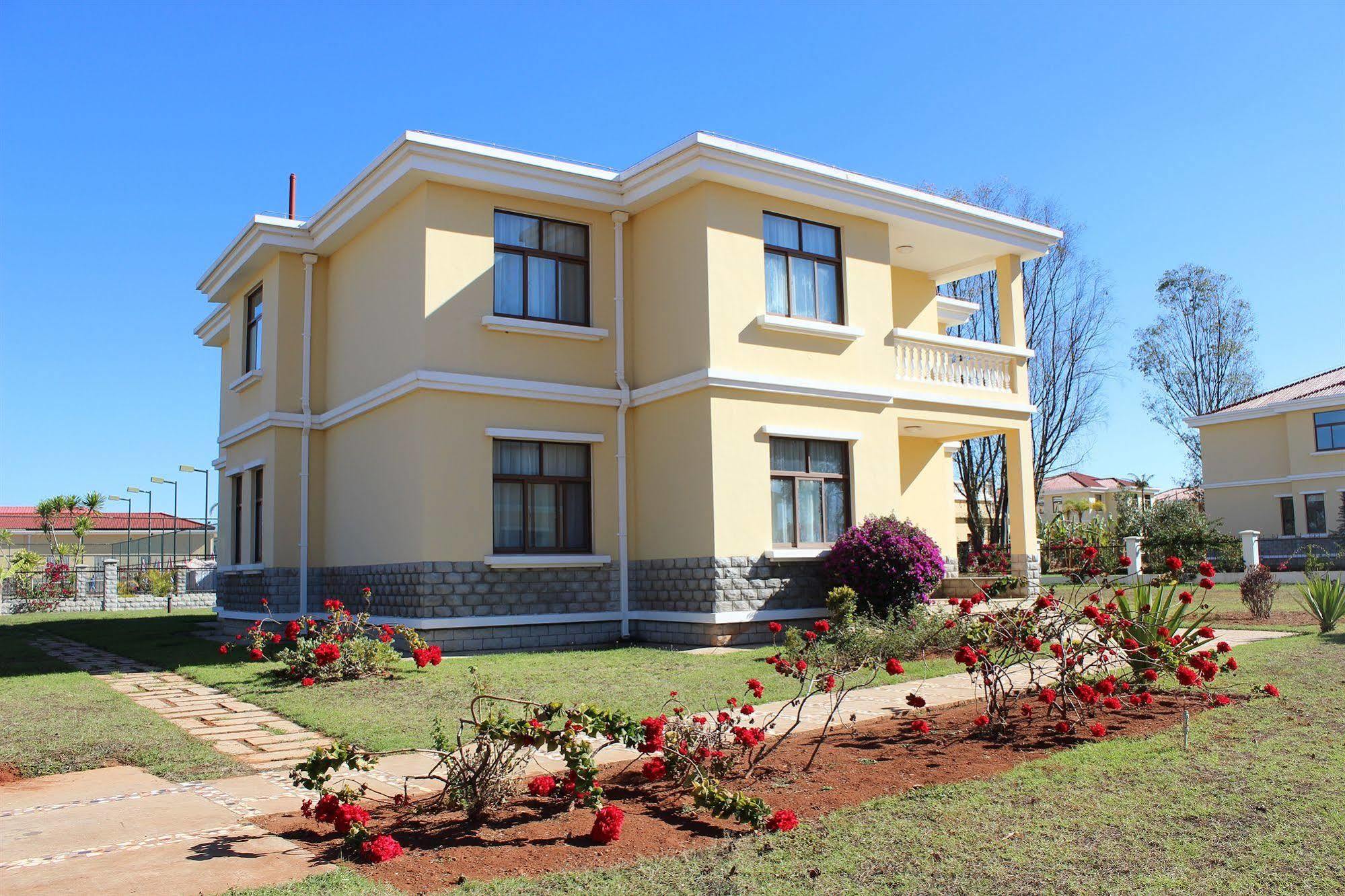 Madagascar Golden Peacock Hotel Antananarivo Exterior foto